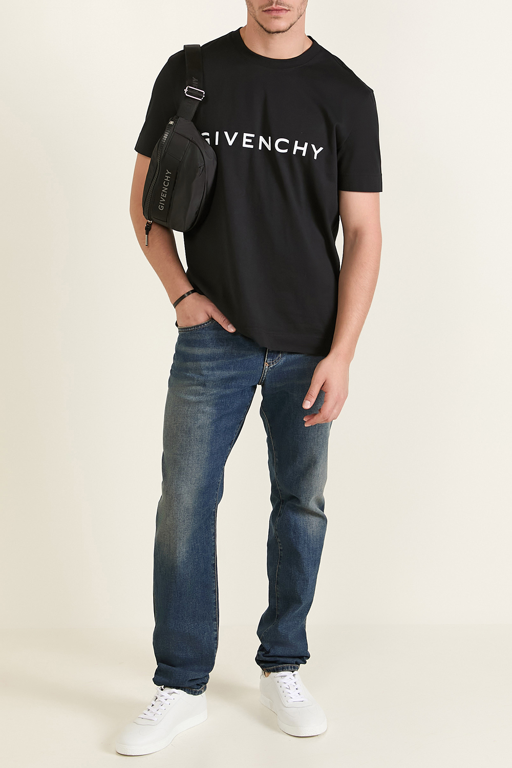 חולצת טי סלים פיט GIVENCHY